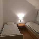 Poustevnik Lägenhet
