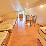 شقة Poustevnik بيك بود سنيزكو